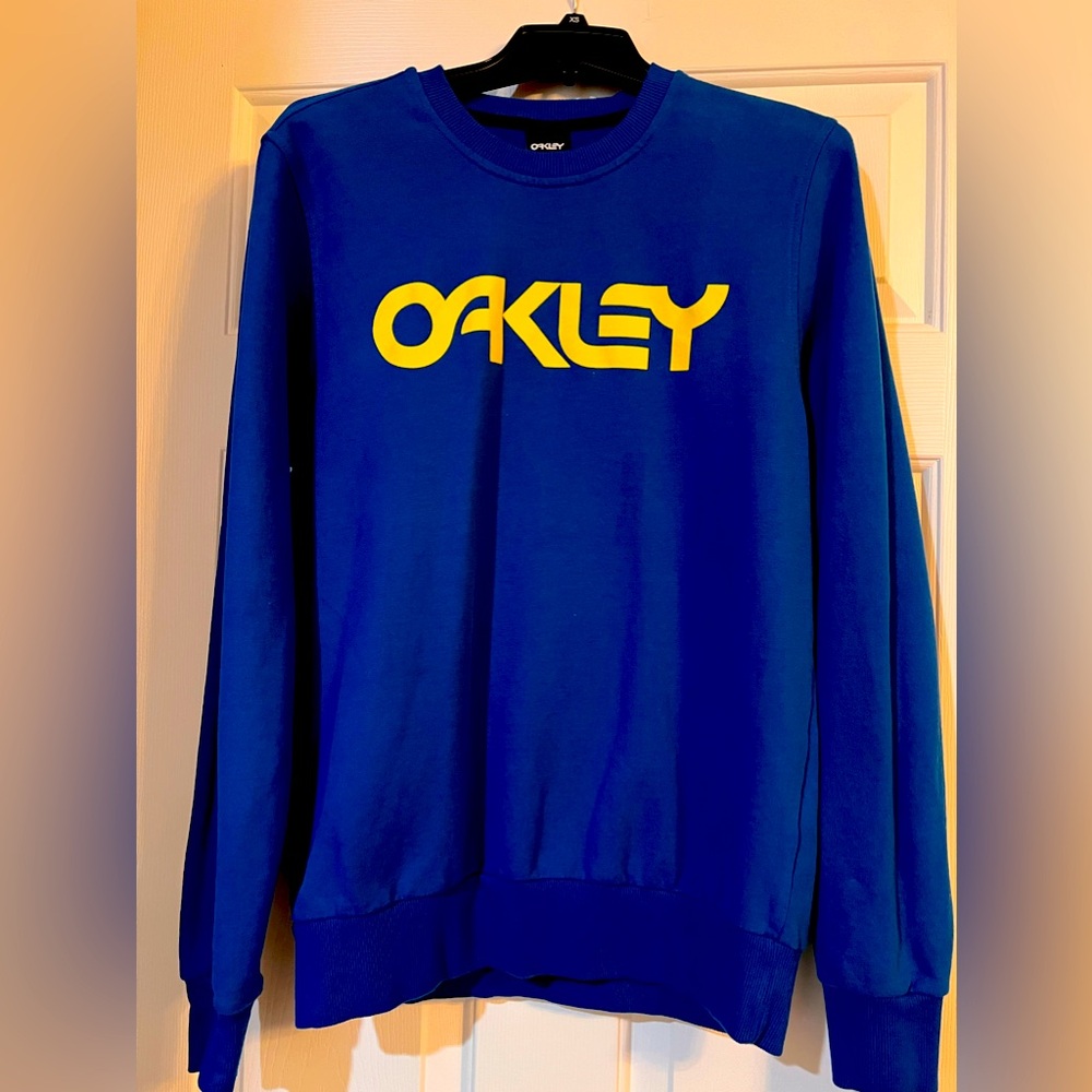 Oakley Sweatshirt size Large